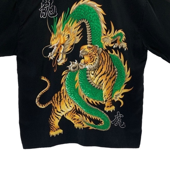 Vintage Moon Dragon Button Down Short Sleeve Shirt Size XXL - Picture 8 of 9